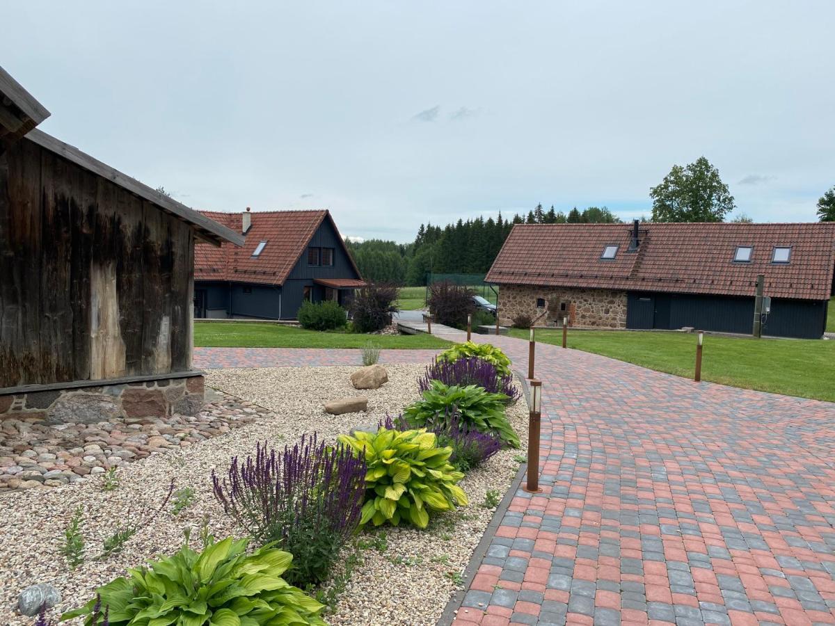 Laettemaa Villa Raanitsa Kültér fotó